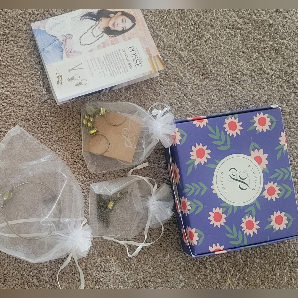 Plunder jewelry set
